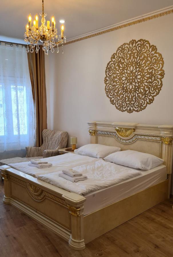 Hotel Union Louny Εξωτερικό φωτογραφία