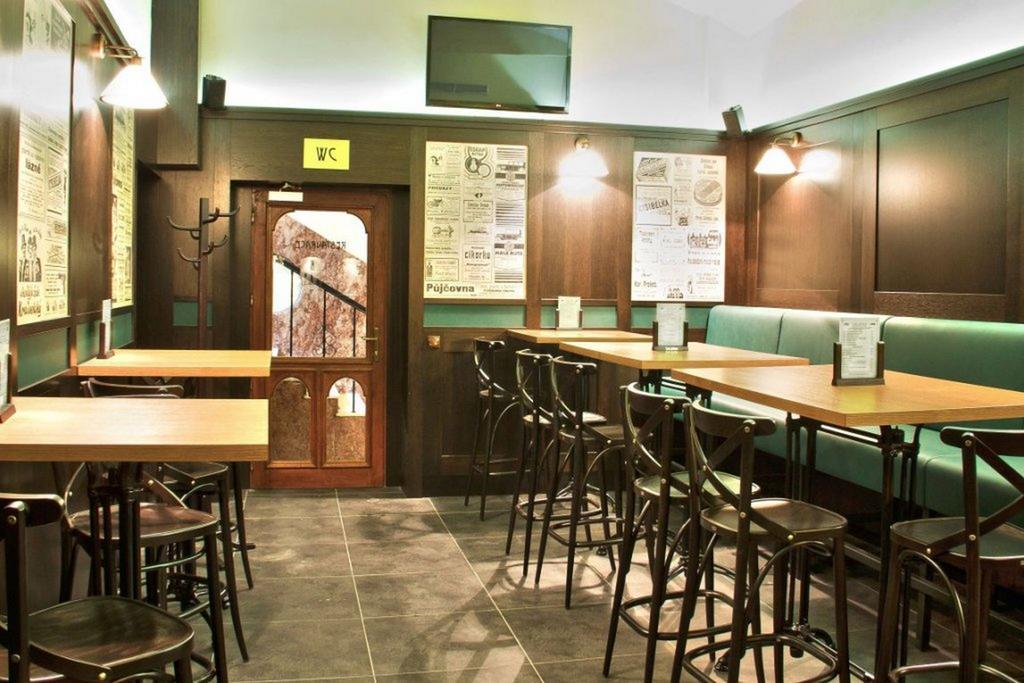 Hotel Union Louny Εξωτερικό φωτογραφία
