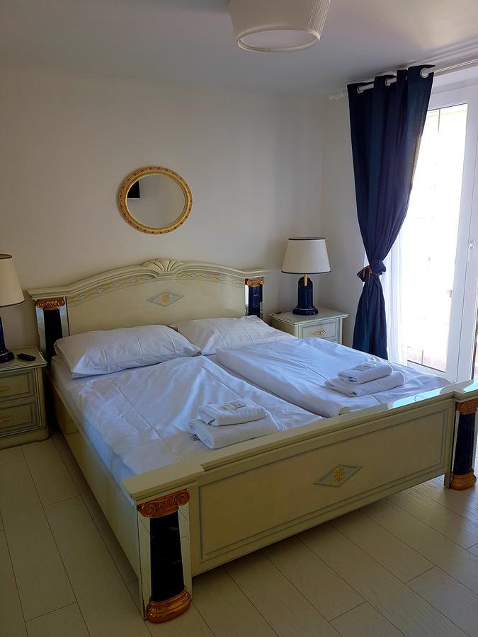 Hotel Union Louny Εξωτερικό φωτογραφία