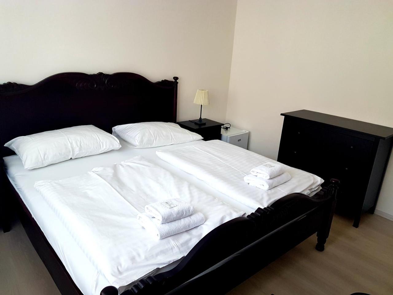 Hotel Union Louny Εξωτερικό φωτογραφία
