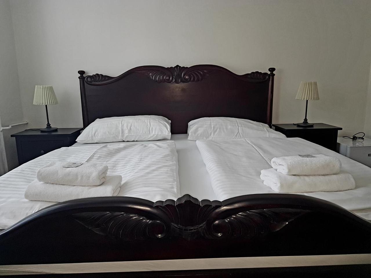 Hotel Union Louny Εξωτερικό φωτογραφία